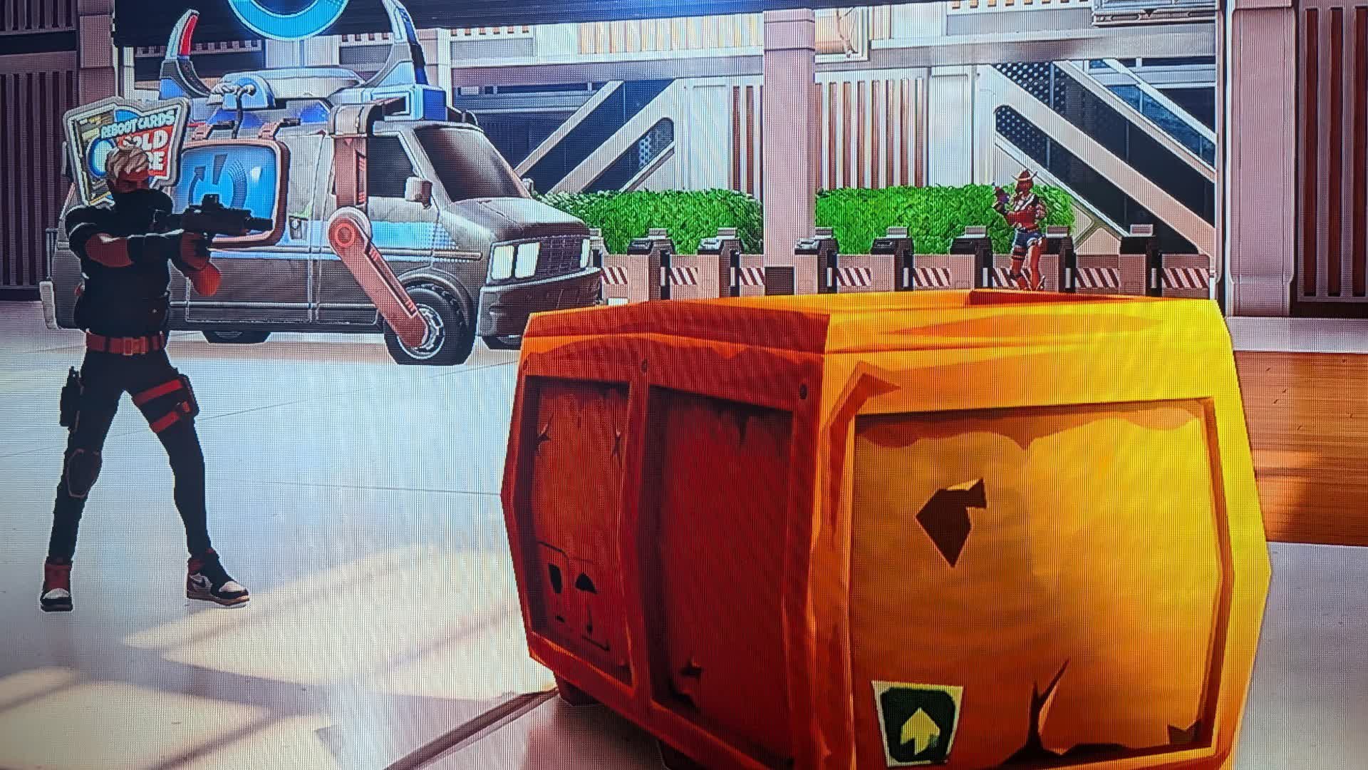 Airport prop hunt — Fortnite Creative map